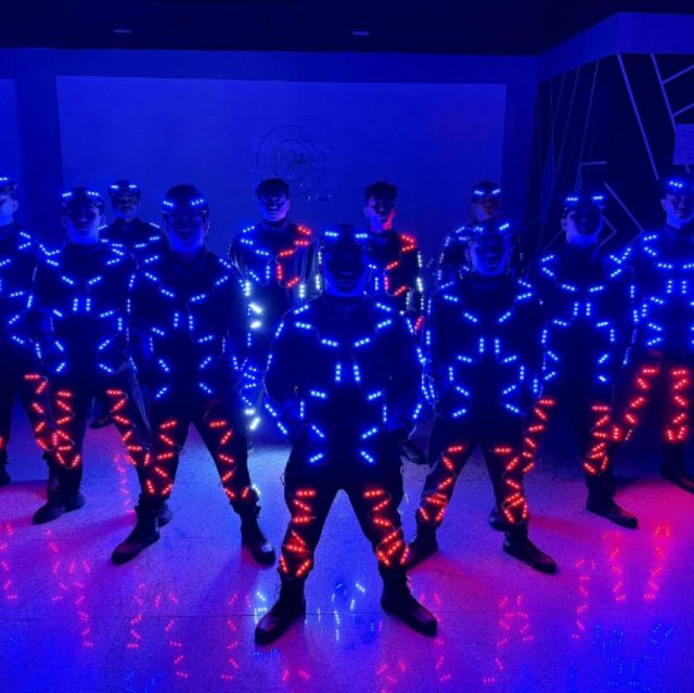 Explore Kwyzer's Dancer