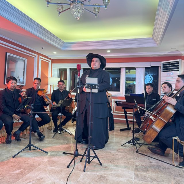 Explore Kwyzer's Band