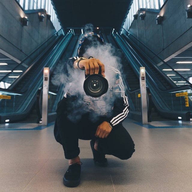 Explore Kwyzer's Photographer & Videographer