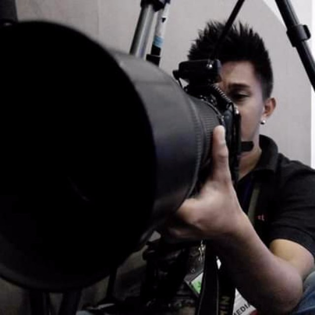 Explore Kwyzer's Photographer & Videographer