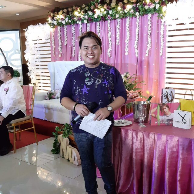 Explore Kwyzer's Hosts/Emcees