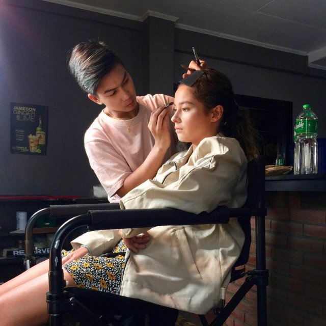 Explore Kwyzer's Makeup Artist