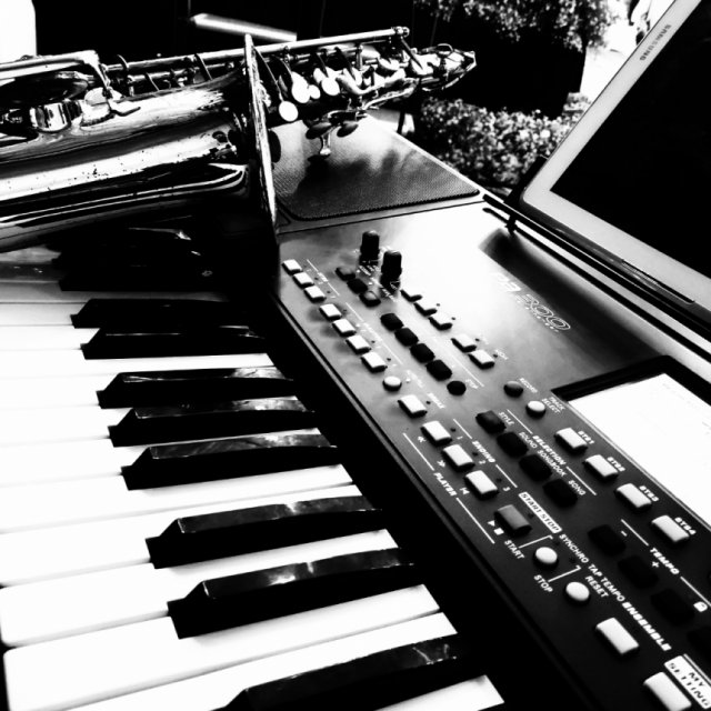 Explore Kwyzer's Band