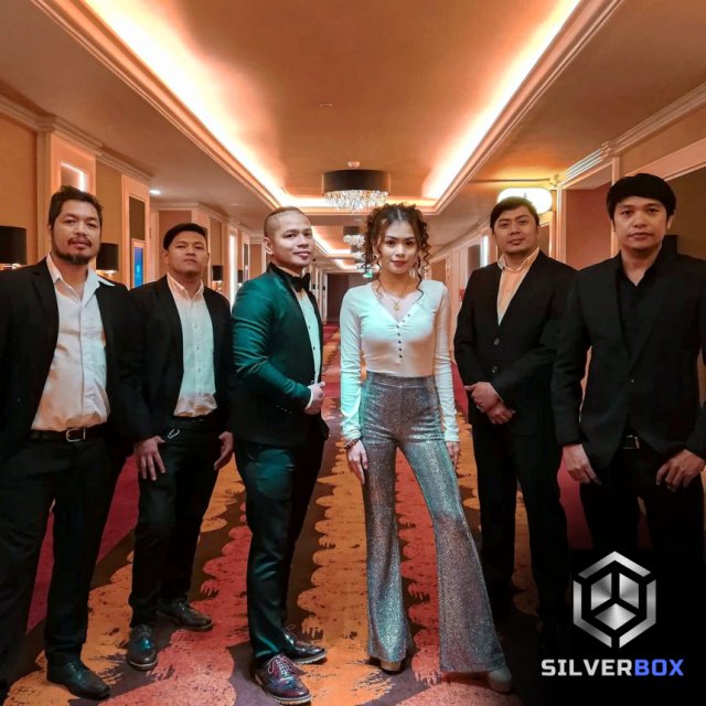 Explore Kwyzer's Band