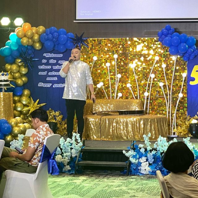 Explore Kwyzer's Hosts/Emcees