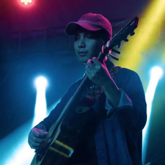 Explore Kwyzer's Singer