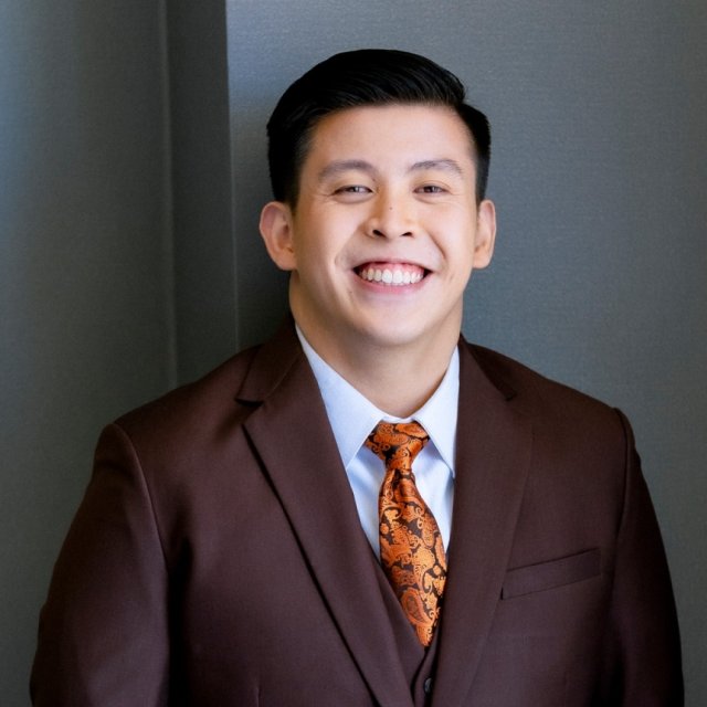 Explore Kwyzer's Hosts/Emcees