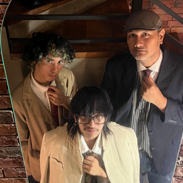 Explore Kwyzer's Band