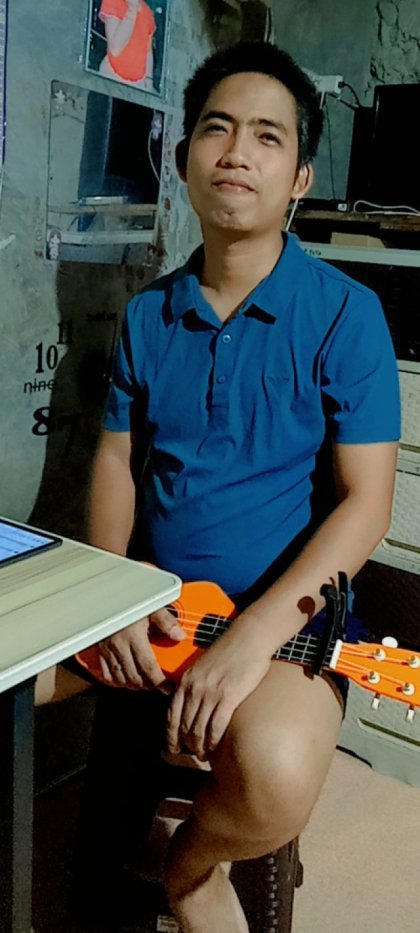 Guitar and ukelele lesson Guitar and ukelele lesson